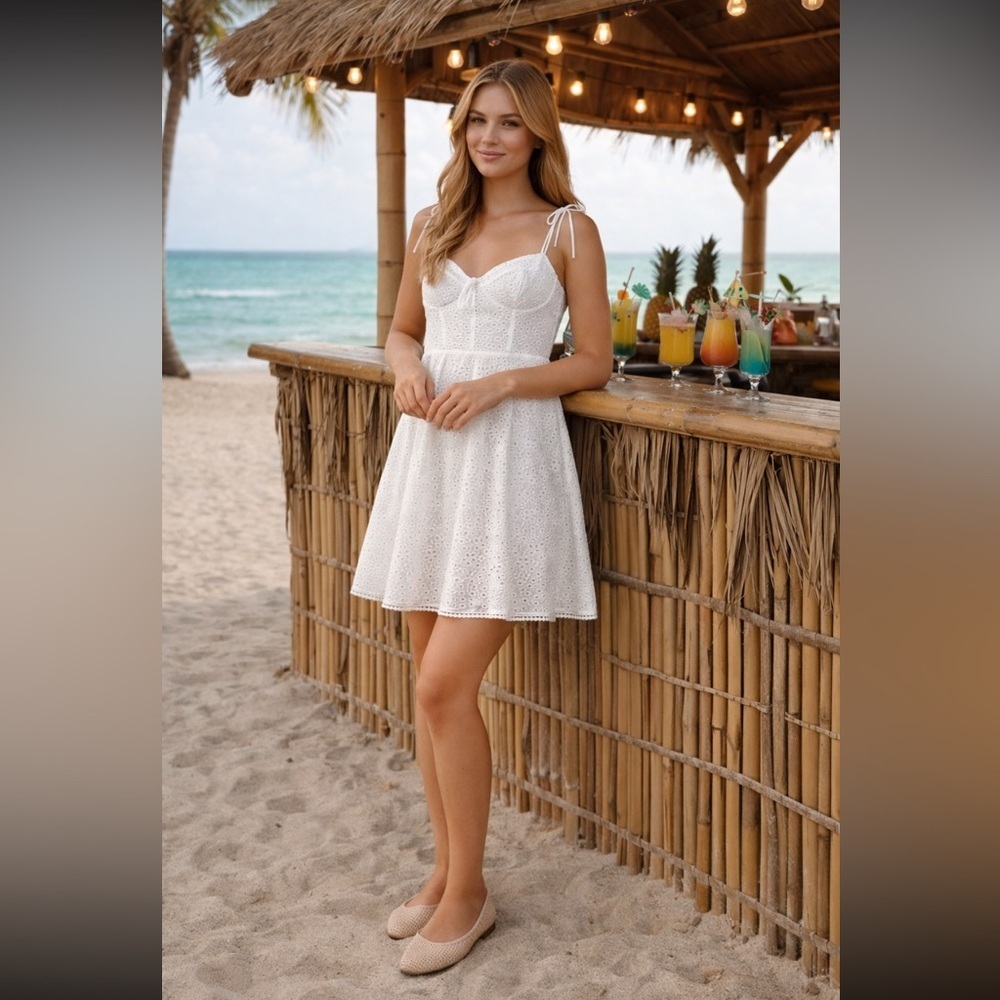 H&M NWT EYELET EMBROIDERED DRESS WITH TIE SHOULDER STRAPS size XL
